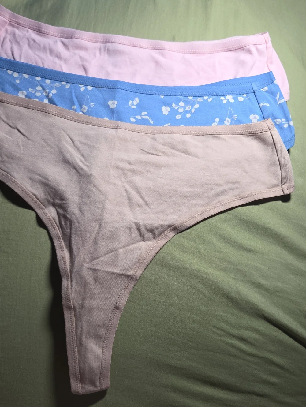 NWOT- Pact Organic - 3pck Thongs